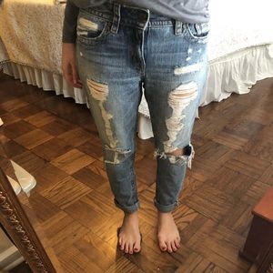 Distressed boyfriend jeans